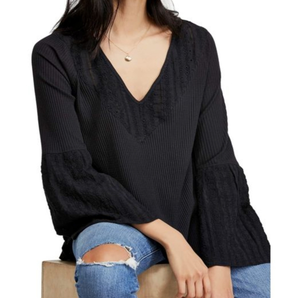 NWOT FREE PEOPLE BELL SLEEVE TOP